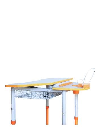 Стіл мобільний з регулюванням висоти та нахилу стільниці, з полицею