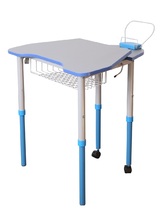 Стіл мобільний з регулюванням висоти та нахилу стільниці, з полицею