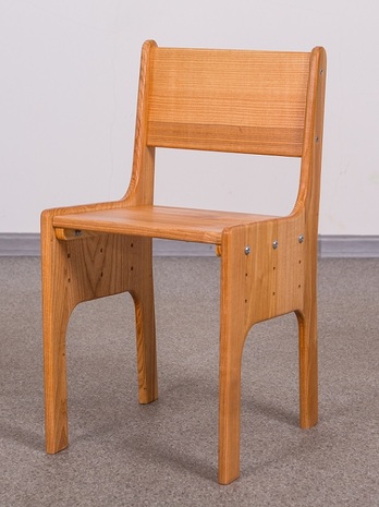 Стульчик из ясеня с регулировкой высоты