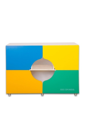 Секція чотирьохдверна